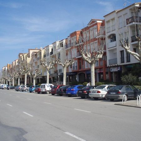 Apartmán Apartamento Renovado, Luminoso, A 300M De La Playa Empuriabrava Exteriér fotografie